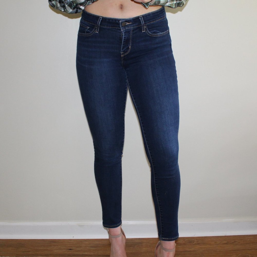 Levi's 711 Skinny Jeans